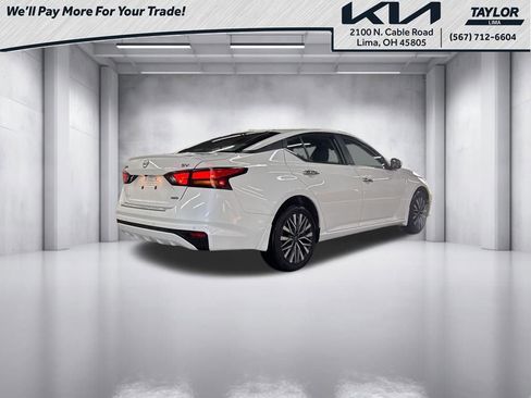 Used 2023 Nissan Altima 2.5 SV image 5