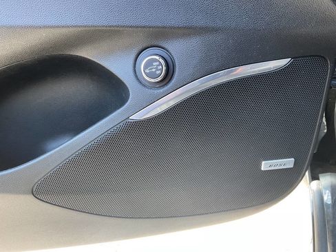 Used 2021 Buick Enclave Avenir w/ Avenir Technology Package FWD image 24