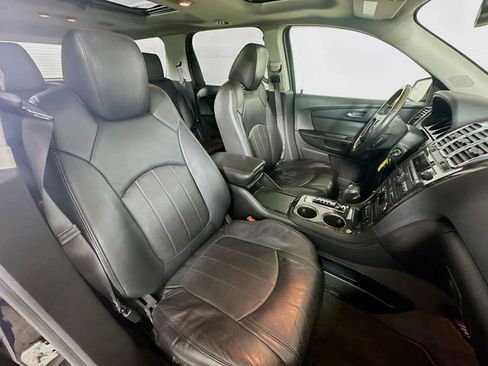 Used 2012 GMC Acadia Denali image 31