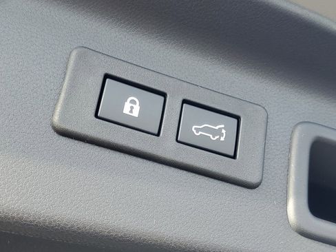 New 2026 Subaru Forester Premium image 32