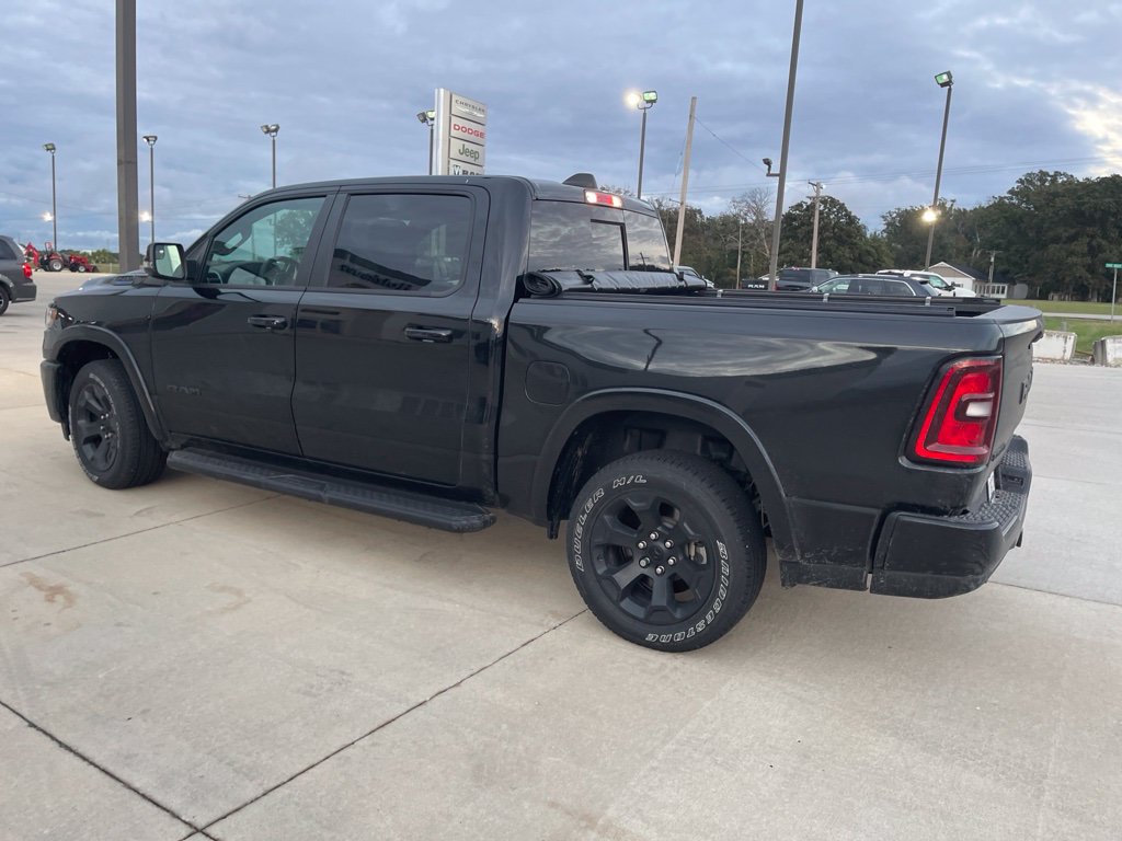 Used 2025 RAM 1500 Big Horn AWD/4WD image 3