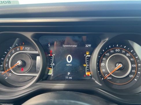 New 2025 Jeep Gladiator Rubicon w/ Convenience Group image 10