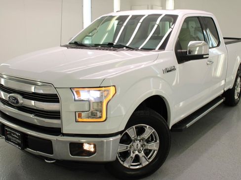 Used 2016 Ford F150 Lariat w/ Equipment Group 502A Luxury AWD/4WD image 15