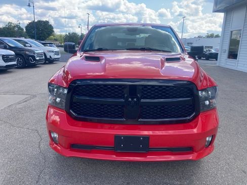 Used 2022 RAM 1500 Express w/ Wheel & Sound Group AWD/4WD image 2