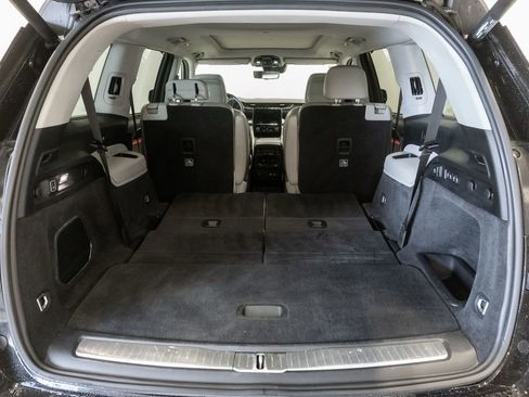 Certified 2021 Jeep Grand Cherokee L Overland w/ Luxury Tech Group IV AWD/4WD image 38