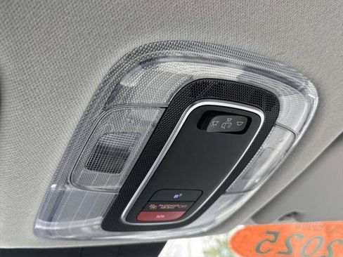 Certified 2025 Hyundai Kona SEL image 31