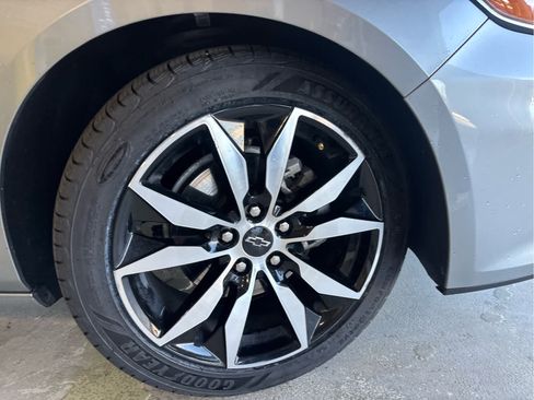 Used 2024 Chevrolet Malibu LS FWD image 38