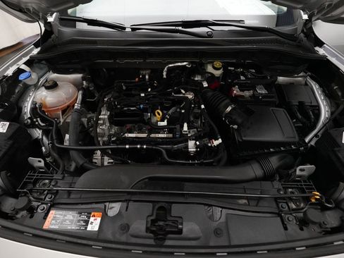 Used 2020 Ford Escape SE image 3