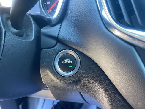 Certified 2024 Chevrolet Equinox LT image 28