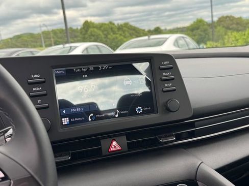 New 2026 Hyundai Elantra Sport FWD image 30