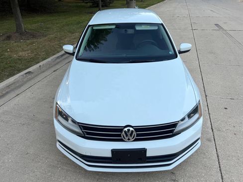 Used 2017 Volkswagen Jetta S image 16