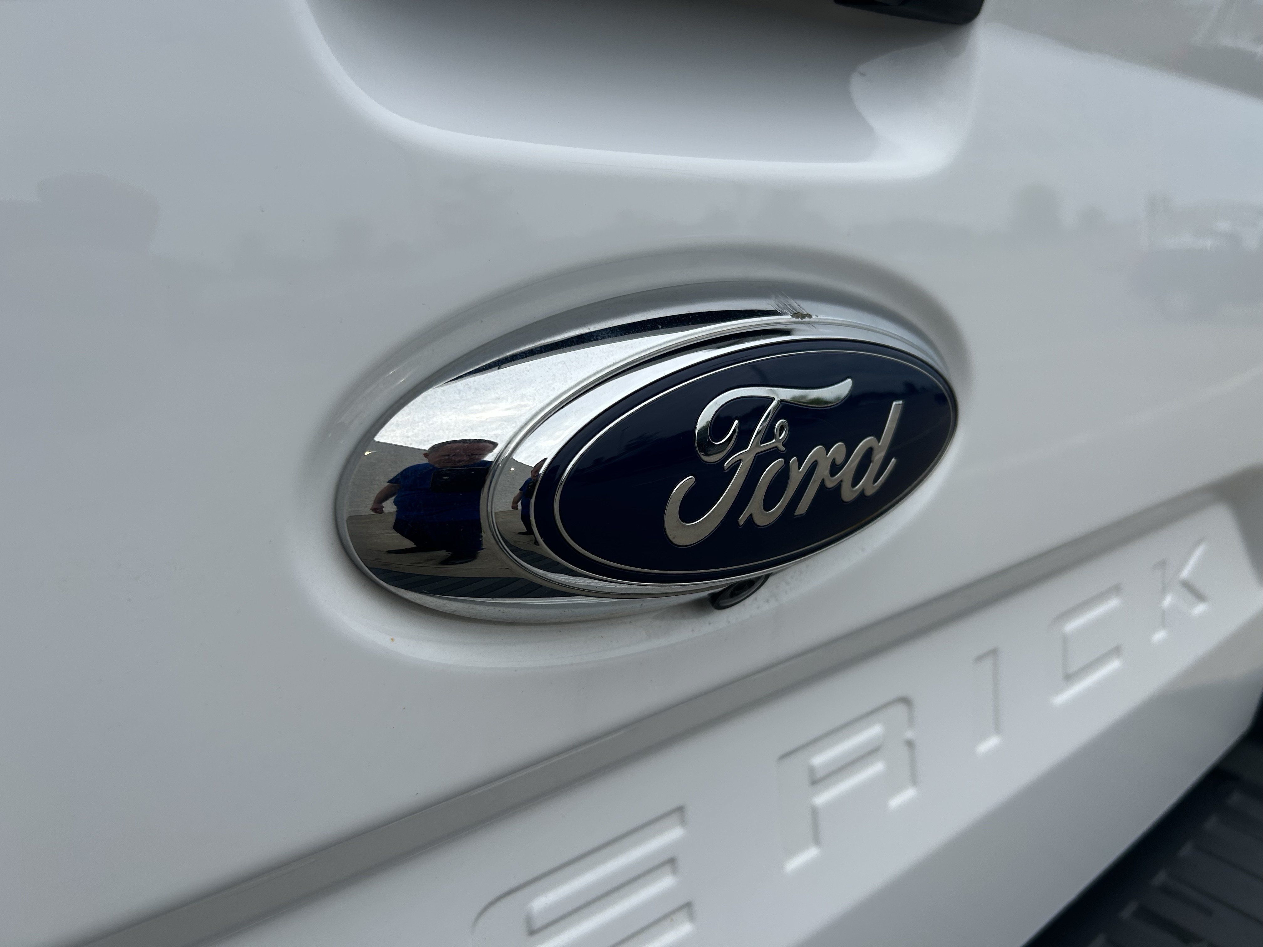 Used 2023 Ford Maverick XLT FWD image 7