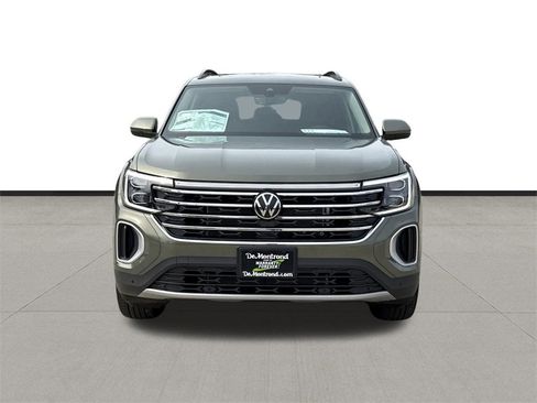New 2026 Volkswagen Atlas SE image 2