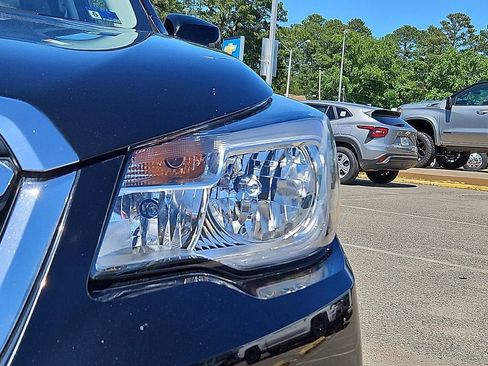 Used 2017 Subaru Forester 2.5i Limited w/ Popular Package #1 AWD/4WD image 9