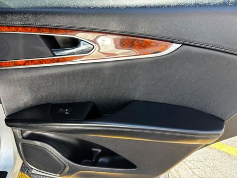 Used 2018 Lincoln MKX Reserve w/ Lincoln MKX Climate Package AWD/4WD image 25