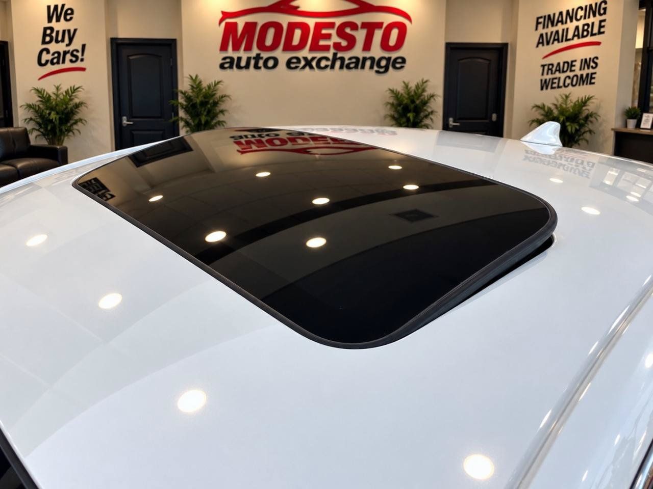 Used 2018 Honda Accord Touring image 9