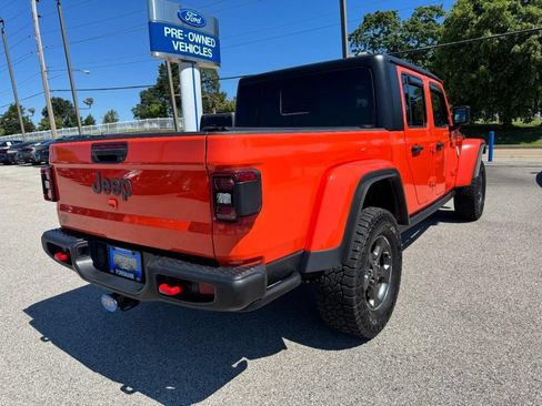 Used 2023 Jeep Gladiator Rubicon w/ LED Lighting Group AWD/4WD image 3