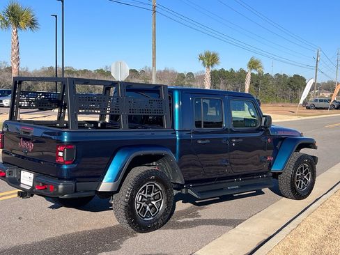 Certified 2025 Jeep Gladiator Rubicon image 4