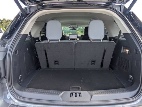 Certified 2026 Ford Explorer Active w/ Active Comfort Package RWD image 13