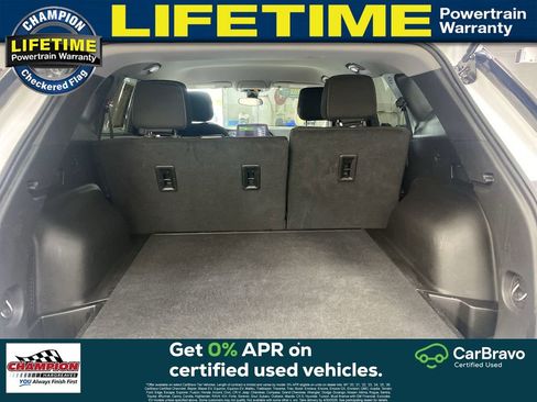 Used 2025 Chevrolet Blazer LT FWD image 27