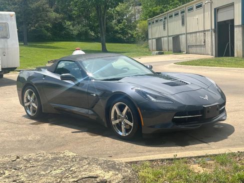 Used 2014 Chevrolet Corvette Stingray Convertible w/ 3LT Preferred Equipment Group RWD image 9