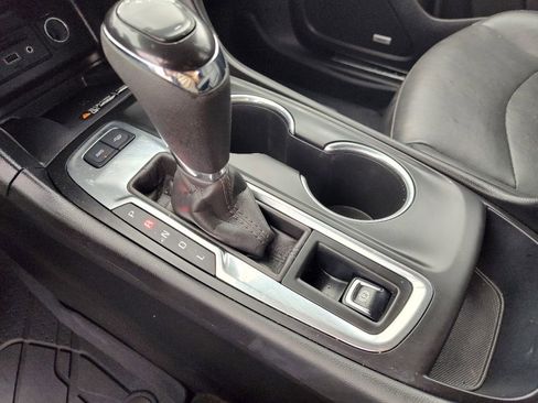 Used 2020 Chevrolet Equinox Premier image 29