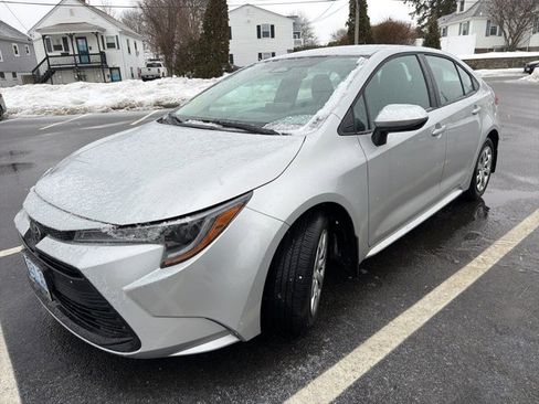 Used 2024 Toyota Corolla LE image 1