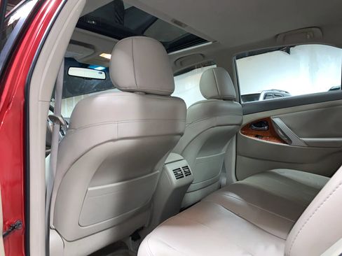 Used 2009 Toyota Camry XLE FWD image 25