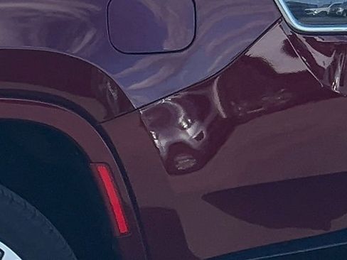 Used 2024 Jeep Grand Wagoneer Series III w/ Rear Seat Video Group 1 image 13