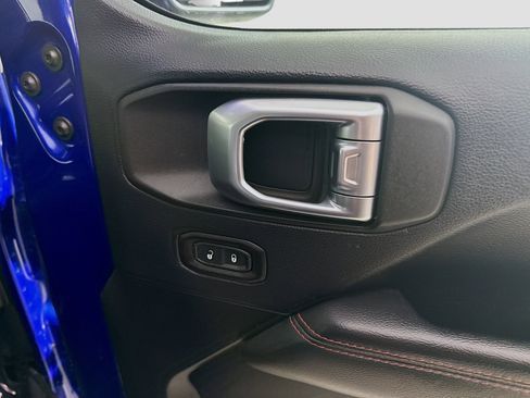 Used 2018 Jeep Wrangler Unlimited Rubicon image 31