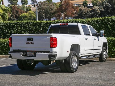 Used 2015 GMC Sierra 3500 Denali w/ Duramax Plus Package image 5