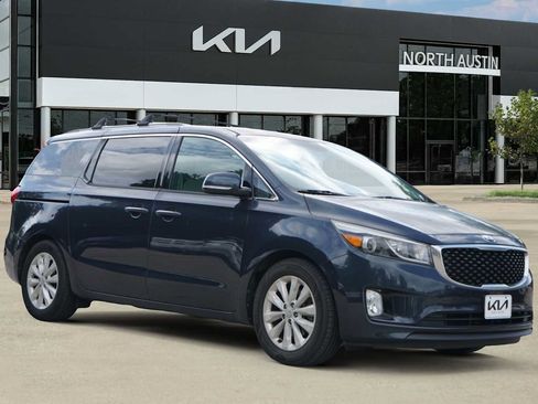 Used 2016 Kia Sedona EX FWD image 7