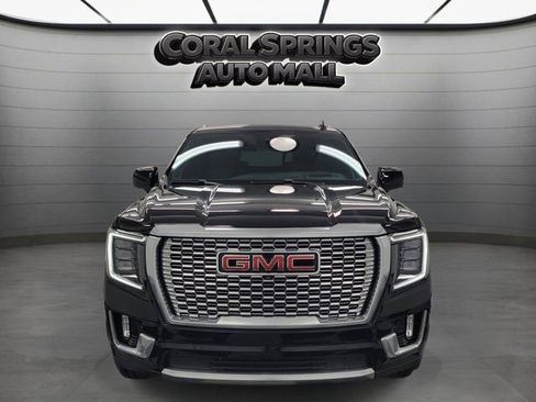 Used 2023 GMC Yukon Denali w/ Advanced Technology Package RWD image 2