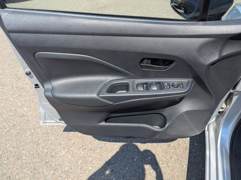 Used 2023 Nissan Versa S w/ Trunk Package FWD image 10
