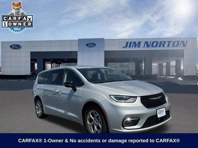 Used 2024 Chrysler Pacifica Limited