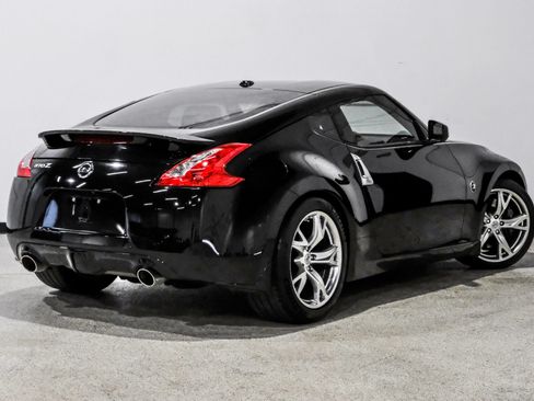 Used 2012 Nissan 370Z Touring w/ Sport Pkg RWD image 6
