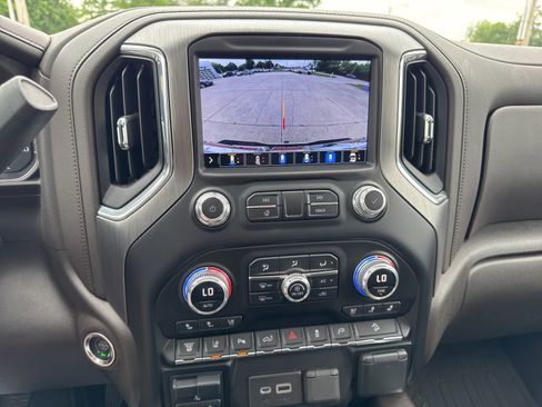 Used 2023 GMC Sierra 2500 Denali AWD/4WD image 21