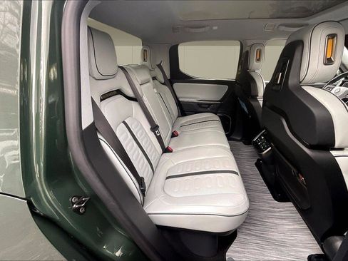 Used 2025 Rivian R1T Adventure image 29