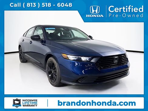 Used 2025 Honda Accord SE image 1