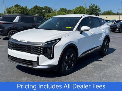 New 2026 Kia Sportage LX FWD image 6