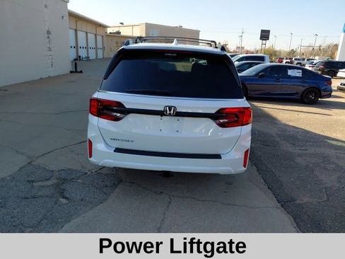 New 2026 Honda Odyssey EX-L image 6