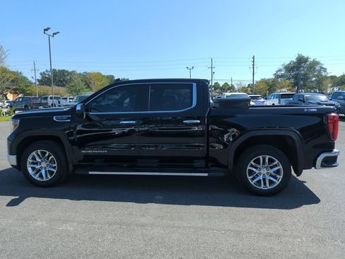 Used 2021 GMC Sierra 1500 SLT w/ SLT Premium Plus Package AWD/4WD image 3