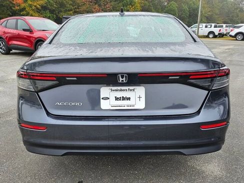 Used 2024 Honda Accord EX image 11