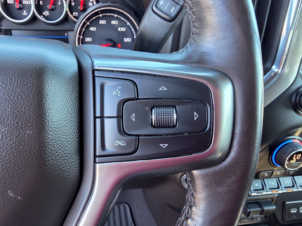 Used 2022 Chevrolet Silverado 1500 LTZ w/ LTZ Premium Package AWD/4WD image 20