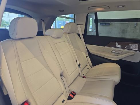Certified 2026 Mercedes-Benz GLS 450 4MATIC image 13