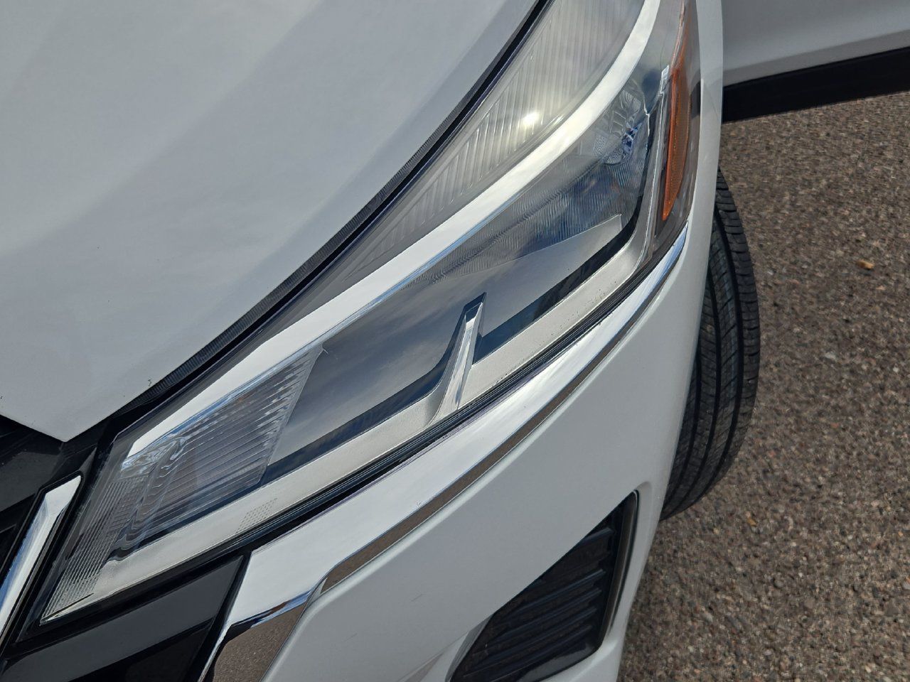 Used 2024 Nissan Kicks S FWD image 30