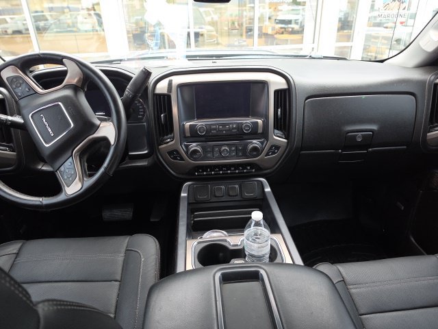 Used 2015 GMC Sierra 2500 Denali w/ Duramax Plus Package AWD/4WD image 10