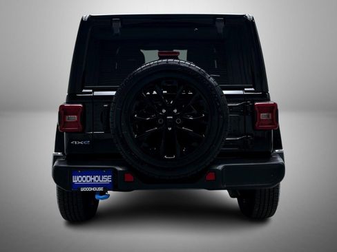 Used 2024 Jeep Wrangler Unlimited Sahara w/ Technology Group image 6