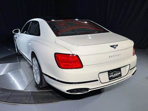 Used 2023 Bentley Flying Spur V8 AWD/4WD image 6