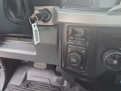 New 2026 Ford F550 4x4 Regular Cab Super Duty image 18